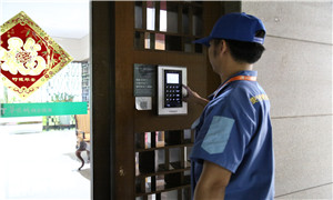 左右手家具安裝師傅上門(mén)服務(wù)過(guò)程 左右手家具安裝師傅上門(mén)服務(wù)過(guò)程